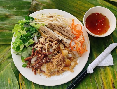 BÁNH CUỐN CHAY